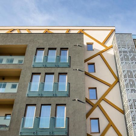 Samplus Central Apartment Крайова Экстерьер фото