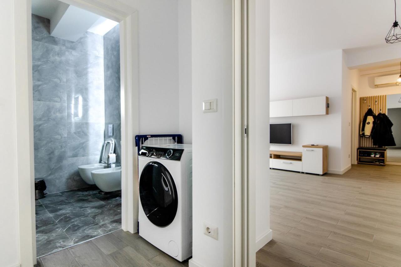 Samplus Central Apartment Крайова Экстерьер фото